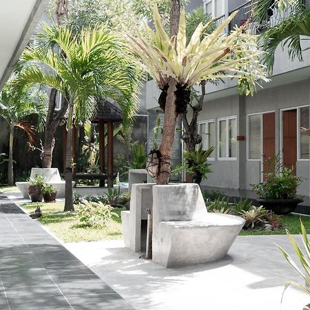 Seruni Guest House Denpasar Kültér fotó